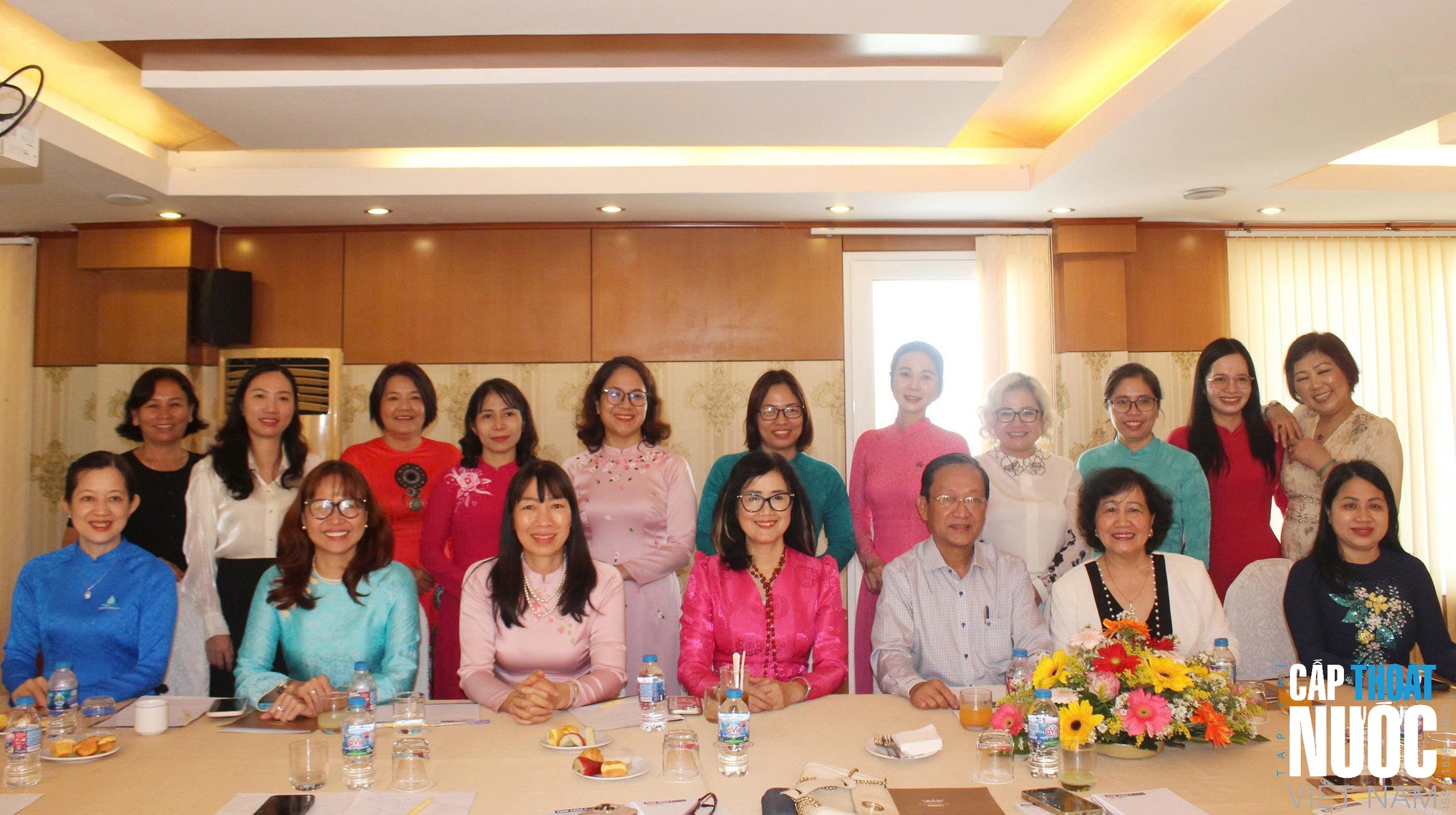 Kiện toàn tổ chức, đẩy mạnh hoạt động CLB nữ ngành Nước miền Nam- Ảnh 1. Kiện toàn tổ chức, đẩy mạnh hoạt động CLB nữ ngành Nước miền Nam- Ảnh 1.