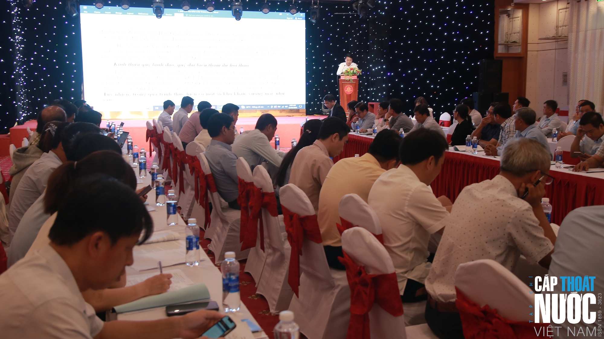 Từ Chương trình cấp nước an toàn đến yêu cầu bảo đảm an ninh nguồn nước - Ảnh 1.