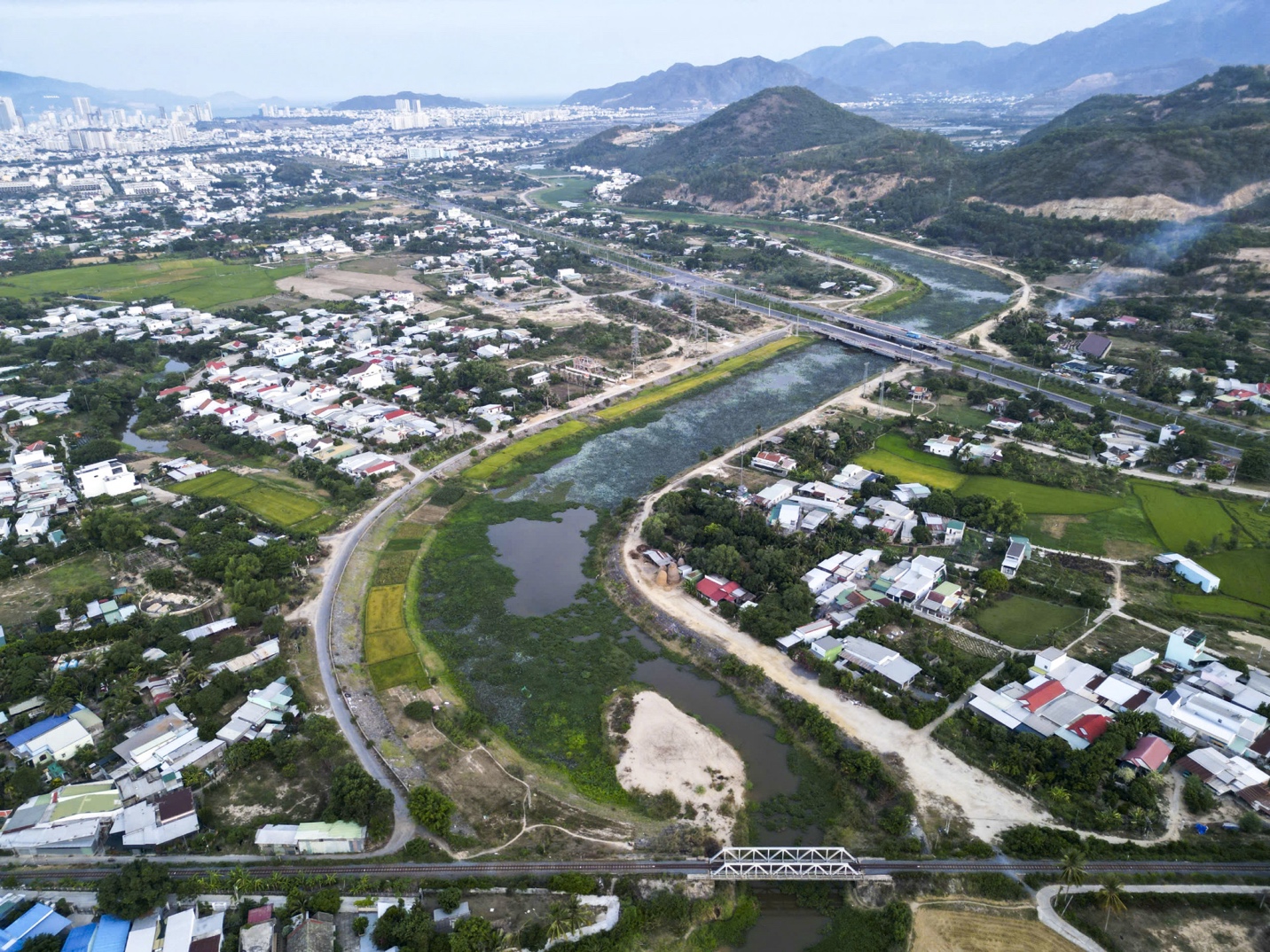 Khánh Hoà: Từ thực tiễn để hoàn thiện Nghị định Quản lý Cấp, Thoát nước - Ảnh 1.