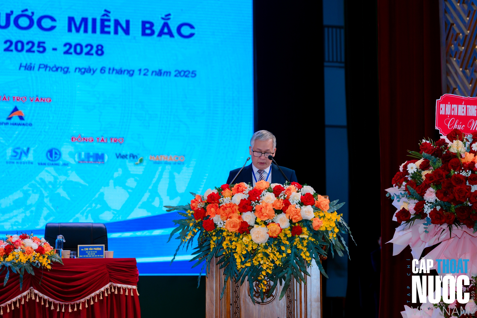 Trao giải Đồ án xuất sắc sinh viên ngành Nước năm 2025 khu vực miền Bắc- Ảnh 4. Trao giải Đồ án xuất sắc sinh viên ngành Nước năm 2025 khu vực miền Bắc- Ảnh 4.