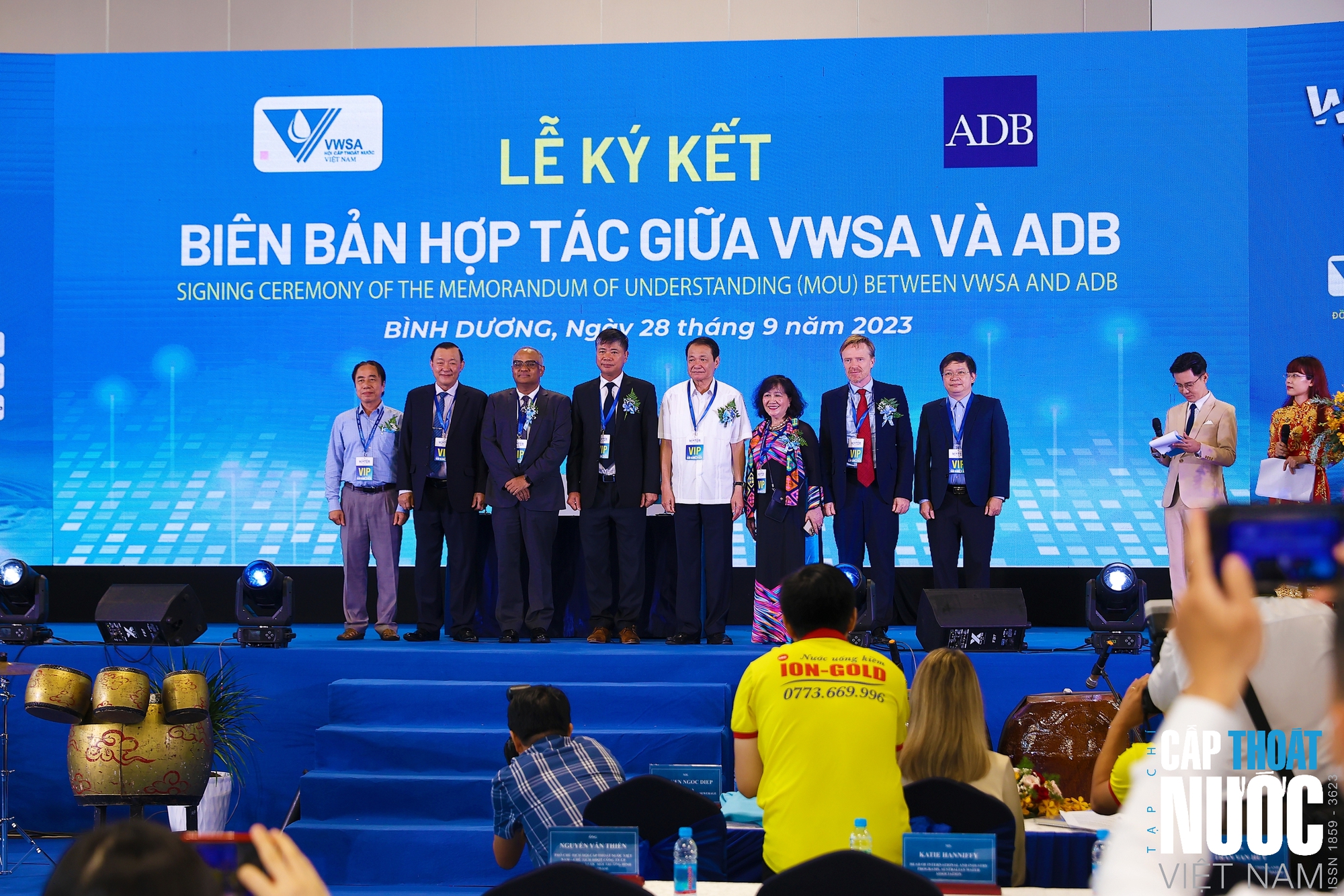 Thúc đẩy bình đẳng giới trong ngành Nước: Dấu ấn hợp tác giữa VWSA và ADB - Ảnh 1.