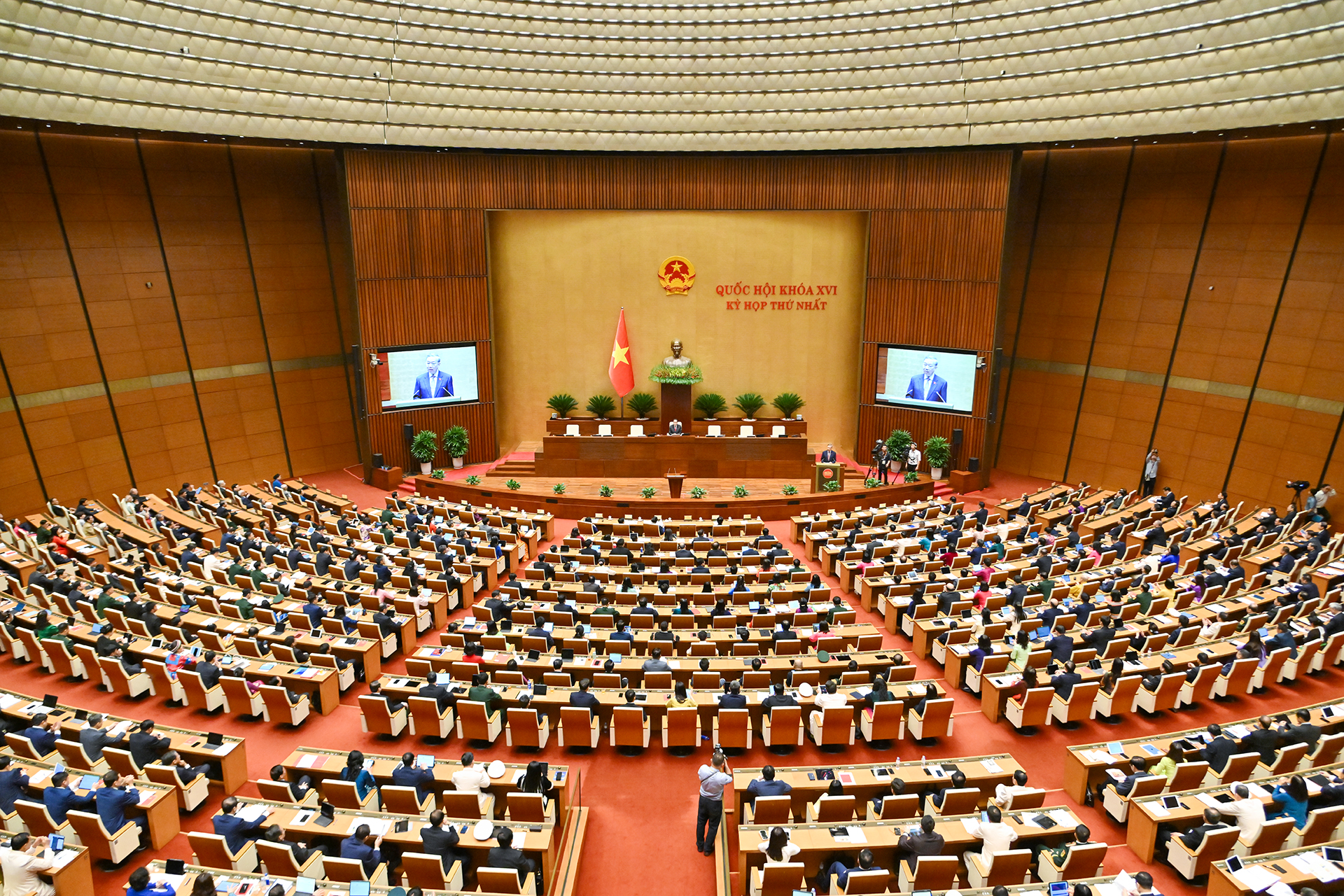 Quốc hội bầu các vị trí chủ chốt sau 2 ngày làm việc - Ảnh 1.