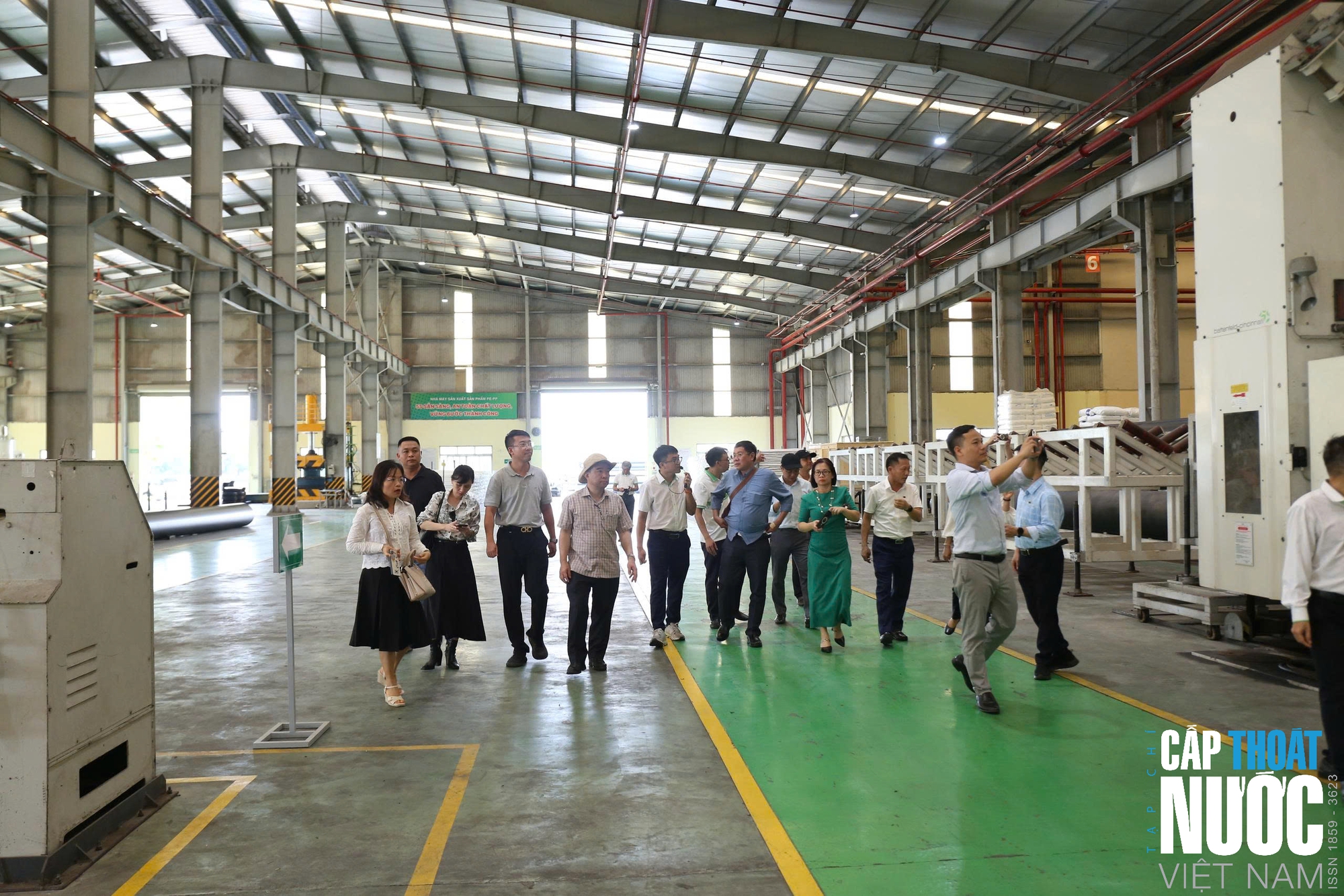 Nhựa Tiền Phong hợp tác cùng Viện Khoa học và Kỹ thuật Môi trường phát triển giải pháp cấp thoát nước - Ảnh 6.