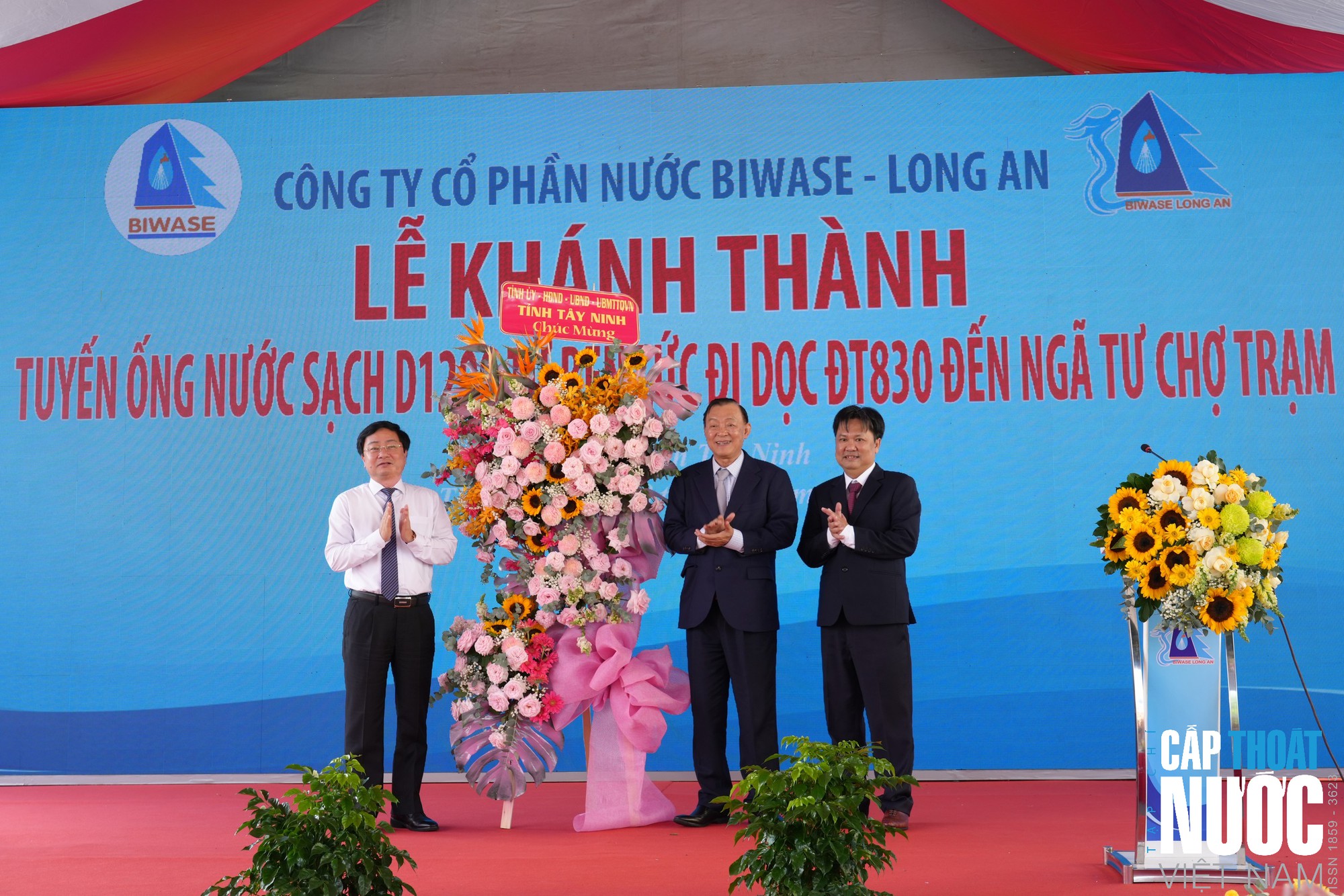 Kh&aacute;nh th&agrave;nh tuyến ống D1200 đưa nước sạch về v&ugrave;ng hạ T&acirc;y Ninh- Ảnh 1.