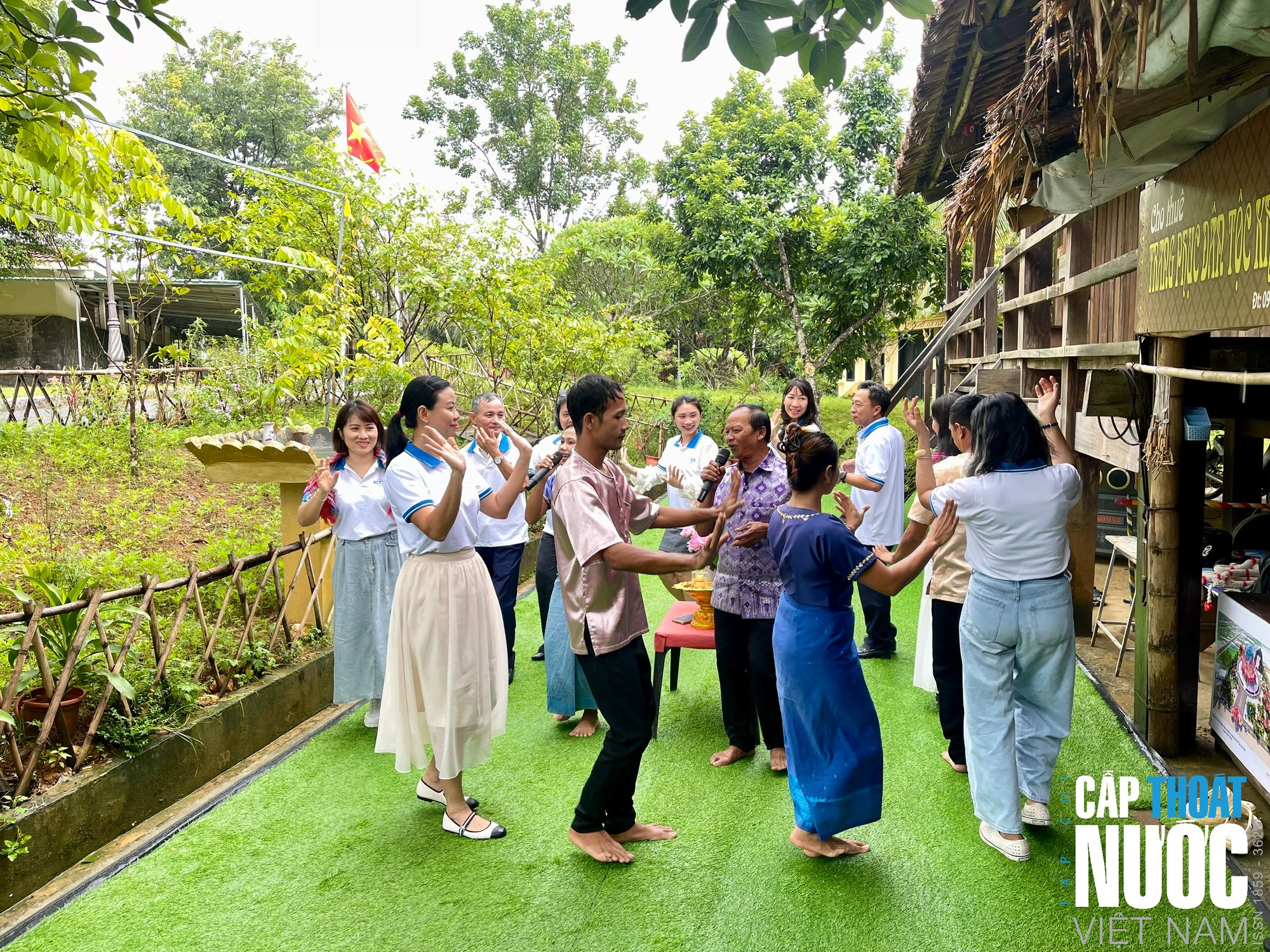 Hơn 100 du khách tham gia chương trình tham quan thực tế trong khuôn khổ Vietnam Water Week 2026- Ảnh 8.