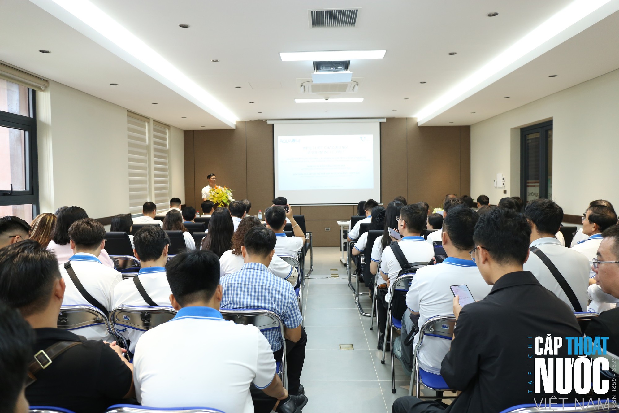 Hơn 100 du khách tham gia chương trình tham quan thực tế trong khuôn khổ Vietnam Water Week 2026- Ảnh 10.