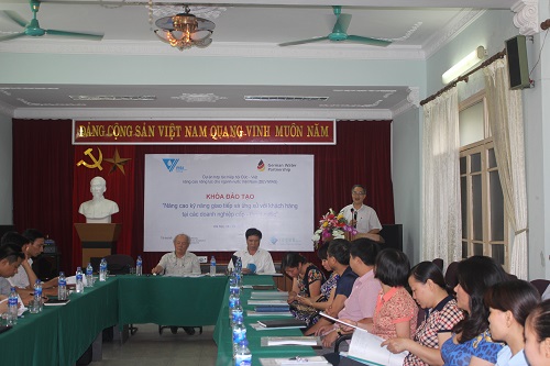 PGS.TS. Ưng Quốc Dũng - Phó chủ tịch VWSA phát biểu khai mạc khóa tập huấn