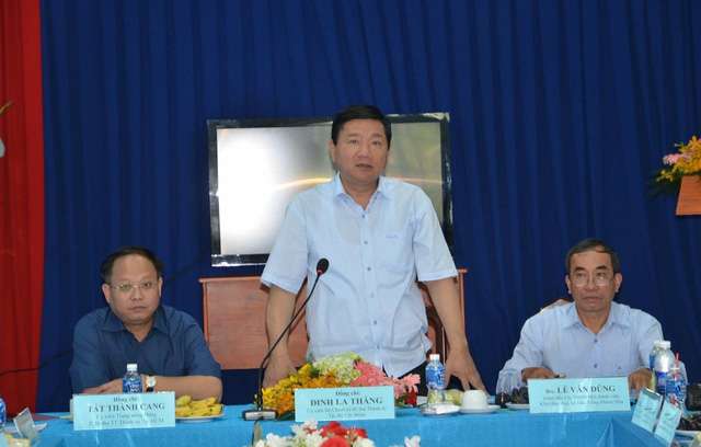 Bí thư Đinh La Thăng đề nghị khẩn trương làm đường ống dẫn nước trực tiếp từ hồ Dầu Tiếng về TPHCM