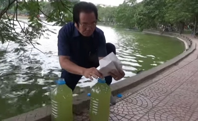 Hà[-]Nội[-]có[-]thể[-]làm[-]sạch[-]nước[-]Hồ[-]Gươm[-]với[-]12[-]triệu[-]đồng?