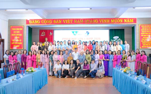 CLB L&atilde;nh đạo nữ ng&agrave;nh Nước Việt Nam trao qu&agrave; cho bệnh nh&acirc;n tại Bệnh viện Ung bướu Kh&aacute;nh H&ograve;a - Ảnh 2.