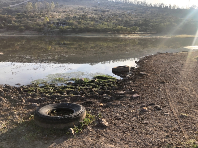 Chuyên gia cảnh báo nước mặt ở Mexico ô nhiễm và cạn kiệt - Ảnh 2.
