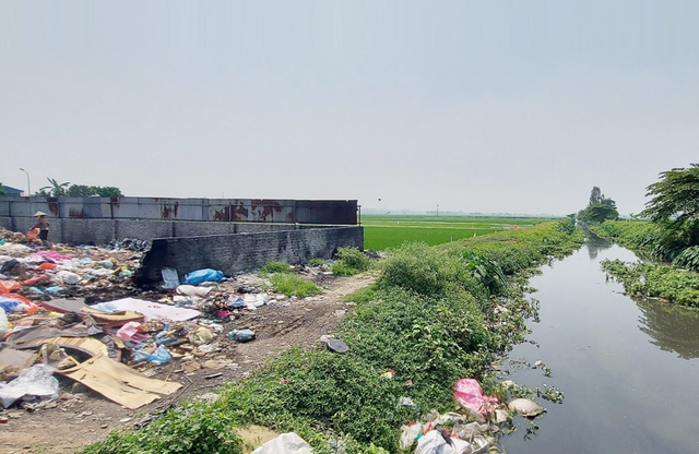 Đảm bảo vệ sinh môi trường cho công trình thủy lợi trên đại bàn thành phố Hà Nội - Ảnh 1.