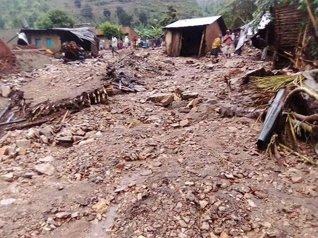 Lở đất tại Uganda làm ít nhất 15 người thiệt mạng - Ảnh 1.