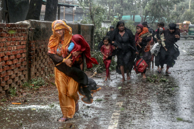 400.000 người ở Myanmar di cư vì bão Mocha - Ảnh 1.