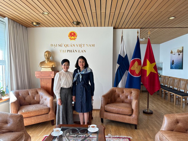 Đoàn công tác của VWSA thăm và làm việc với Đại sứ quán Việt Nam tại Phần Lan - Ảnh 1.