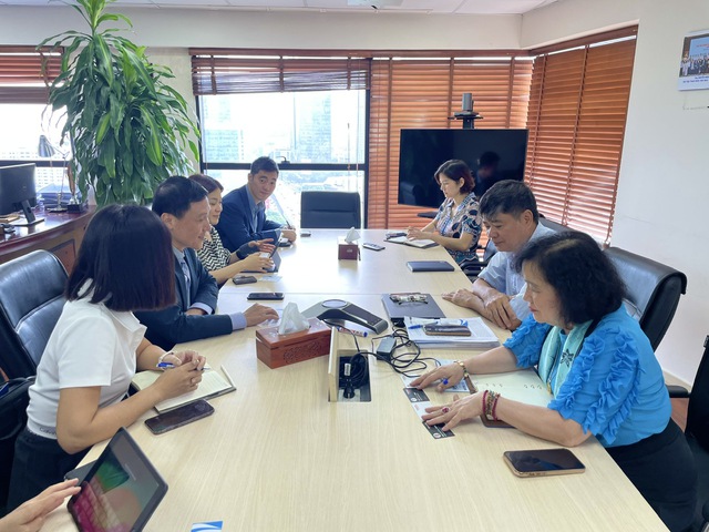 Lãnh đạo VWSA gặp gỡ đại diện Cơ quan Phát triển doanh nghiệp Singapore - Ảnh 1.