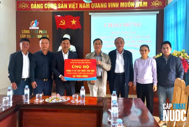 Hành trình trao yêu thương tới vùng lũ: gần 1 tỷ đồng tiếp tục được trao cho các Hội viên- Ảnh 4. Hành trình trao yêu thương tới vùng lũ: gần 1 tỷ đồng tiếp tục được trao cho các Hội viên- Ảnh 4.
