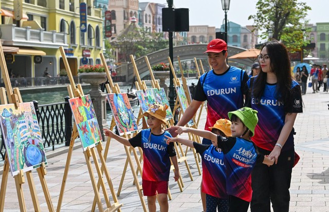 “Gửi Tương Lai Xanh 2050” mùa 2 bùng nổ với hơn 40.000 bài dự thi từ khắp 34 tỉnh, thành - Ảnh 1.