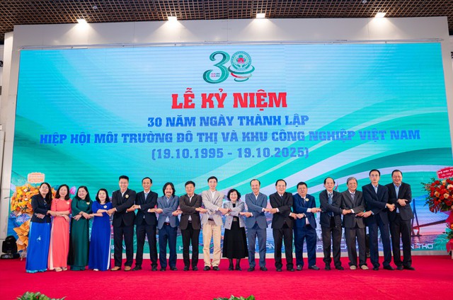 Kỷ niệm 30 năm thành lập Hiệp hội MTĐT và KCN Việt Nam - Ảnh 5.