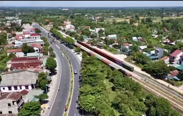 TP. Huế khoanh vùng hạn chế khai thác nước dưới đất để bảo vệ tài nguyên - Ảnh 1.