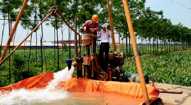 TP. Huế khoanh vùng hạn chế khai thác nước dưới đất để bảo vệ tài nguyên - Ảnh 2.