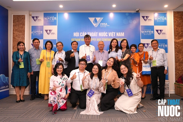 Tôn vinh những đóng góp to lớn cho sự nghiệp phát triển của ngành nước Việt Nam - Ảnh 4.