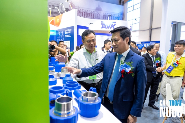 Nhựa Thiếu niên Tiền Phong tiếp tục đồng hành cùng Tuần lễ Nước Việt Nam - Ảnh 2.