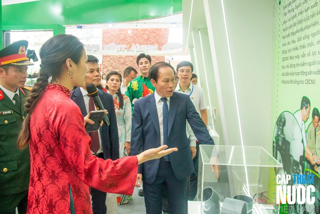 Nhựa Tiền Phong tham gia Triển lãm đặc biệt “80 năm hành trình Độc lập – Tự do – Hạnh phúc” - Ảnh 4.