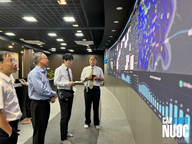 Tổng Công ty Cấp nước Sài Gòn tiếp và làm việc với đoàn công tác Cục Cấp nước Osaka - Nhật Bản - Ảnh 2.