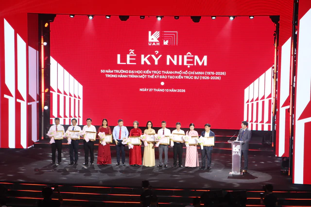 UAH kỷ niệm 50 năm th&agrave;nh lập, tiếp nối h&agrave;nh tr&igrave;nh 100 năm đ&agrave;o tạo kiến tr&uacute;c sư - Ảnh 3.