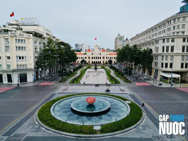 TP.HCM xem x&eacute;t đầu tư h&agrave;ng ngh&igrave;n tỷ đồng cải tạo k&ecirc;nh rạch, chống ngập - Ảnh 2.