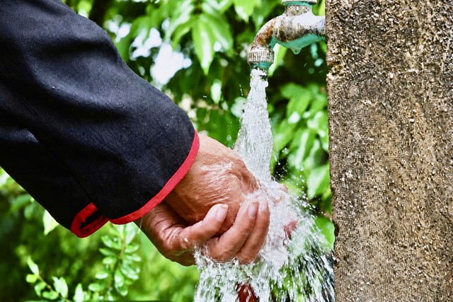 Cấp thoát nước Phú Yên thực hành ESG từ những việc làm thiết thực - Ảnh 3.