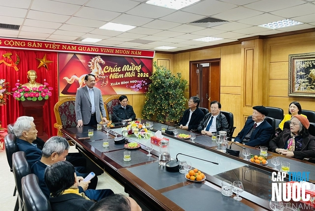 Đoàn công tác VWSA thăm và chúc Tết Công ty CP Cấp nước Phú Thọ - Ảnh 1.