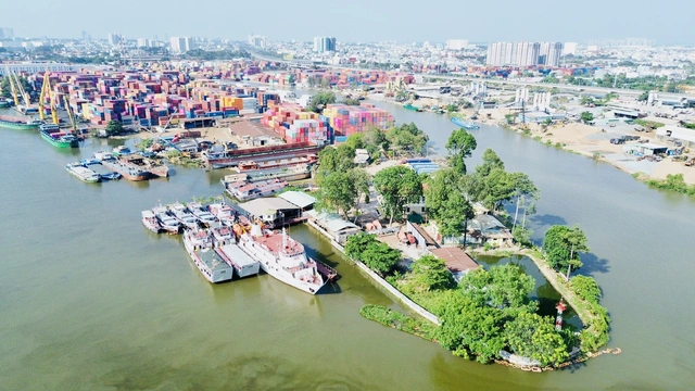 TP.HCM muốn thành siêu đô thị thì không thể xem nhẹ tài nguyên nước- Ảnh 2. TP.HCM muốn thành siêu đô thị thì không thể xem nhẹ tài nguyên nước- Ảnh 2.