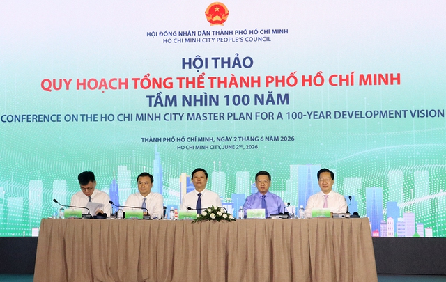Trong tầm nhìn 100 năm, TP.HCM không thể để hạ tầng nước đi sau- Ảnh 1.