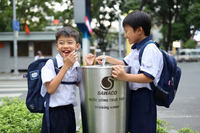 Nước uống tại vòi chờ hành lang kỹ thuật - Ảnh 2.
