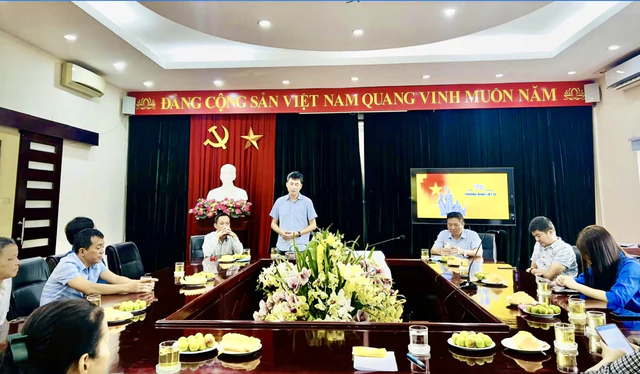 Dòng nước nghĩa tình nối dài hành trình tri ân từ Bắc vào Nam- Ảnh 2.