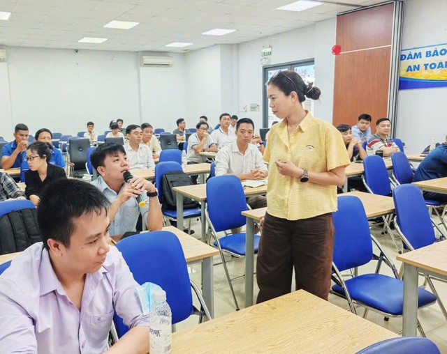 SAWACO và HCDC tăng cường truyền thông, nâng cao trách nhiệm kiểm soát chất lượng nước sạch- Ảnh 2.