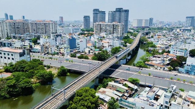 TP.HCM đề xuất hạ ngưỡng lưu lượng nước thải phải quan trắc tự động- Ảnh 2.