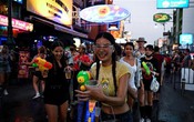Thái Lan tổ chức trở lại lễ hội té nước lớn nhất năm