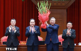 Ban Chấp hành TW Đảng khóa XIV thống nhất tuyệt đối bầu đồng chí Tô Lâm tiếp tục giữ chức Tổng Bí thư