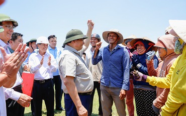 Thủ tướng thăm hỏi người dân vùng khô hạn Ninh Thuận, kiểm tra công trình thuỷ lợi Tân Mỹ
