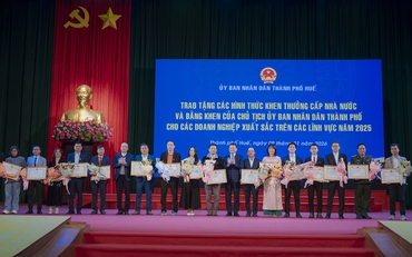 HueWACO được tặng Bằng khen vì thành tích xuất sắc trong sản xuất kinh doanh