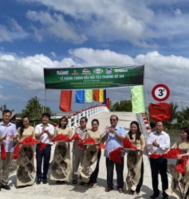 Nhựa Tiền Phong khánh thành “Cầu nối yêu thương” số 104 và khởi công 2 cây cầu mới tại Kiên Giang