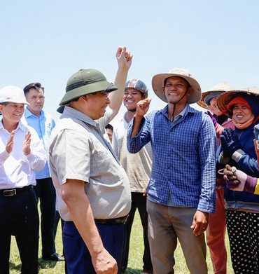 Thủ tướng thăm hỏi người dân vùng khô hạn Ninh Thuận, kiểm tra công trình thuỷ lợi Tân Mỹ
