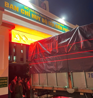 SAWACO ủng hộ 2000 thùng nước suối cho đồng bào Khánh Hòa bị ảnh hưởng do bão lũ