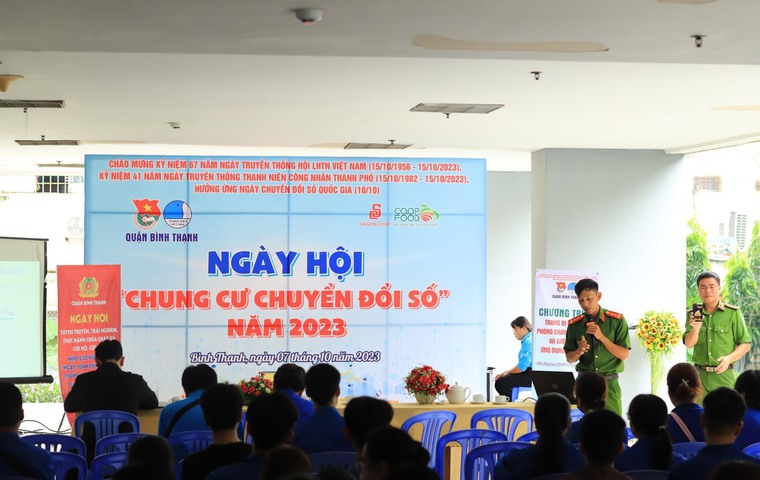 Đoàn Thanh niên Công ty Cổ phần Cấp nước Gia Định tham gia Ngày hội "Chung cư chuyển đổi số"