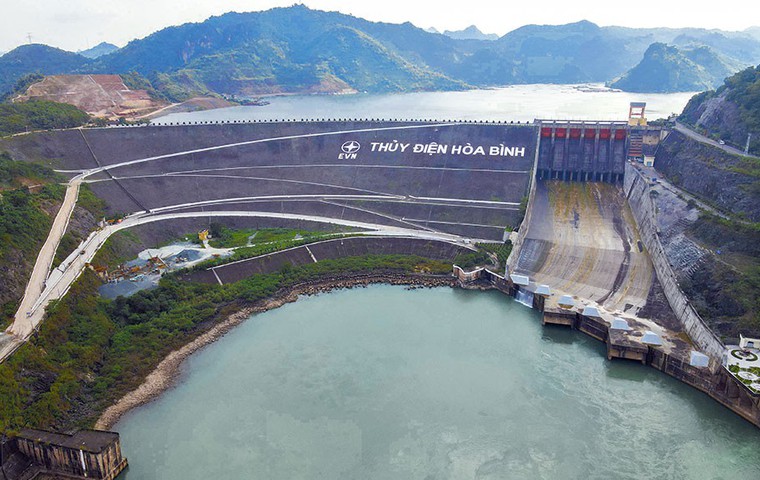 Toàn cảnh Nhà máy Thủy điện Hòa Bình