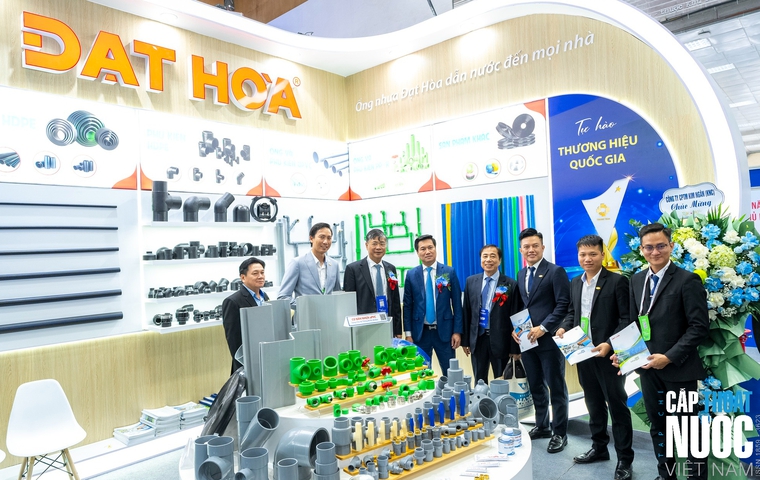 Doanh nghiệp Nhựa Đạt Hòa vinh dự được Thứ trưởng Bộ Xây dựng Nguyễn Tường Văn ghé thăm trong khuôn khổ Tuần lễ ngành Nước Việt Nam 2025.